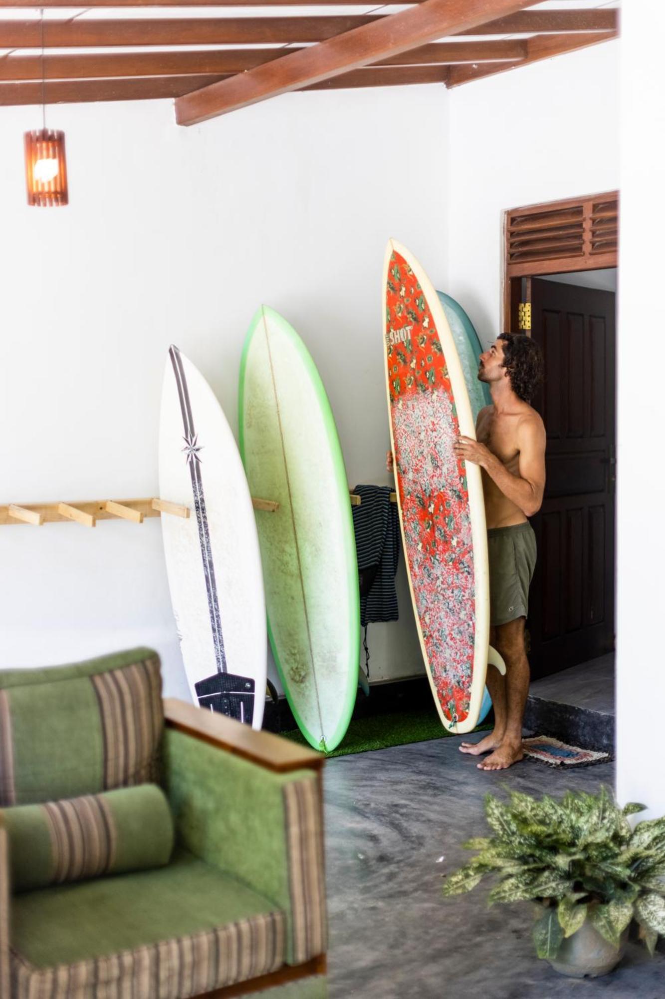 ホテル Makai Surf House アハンガマ エクステリア 写真